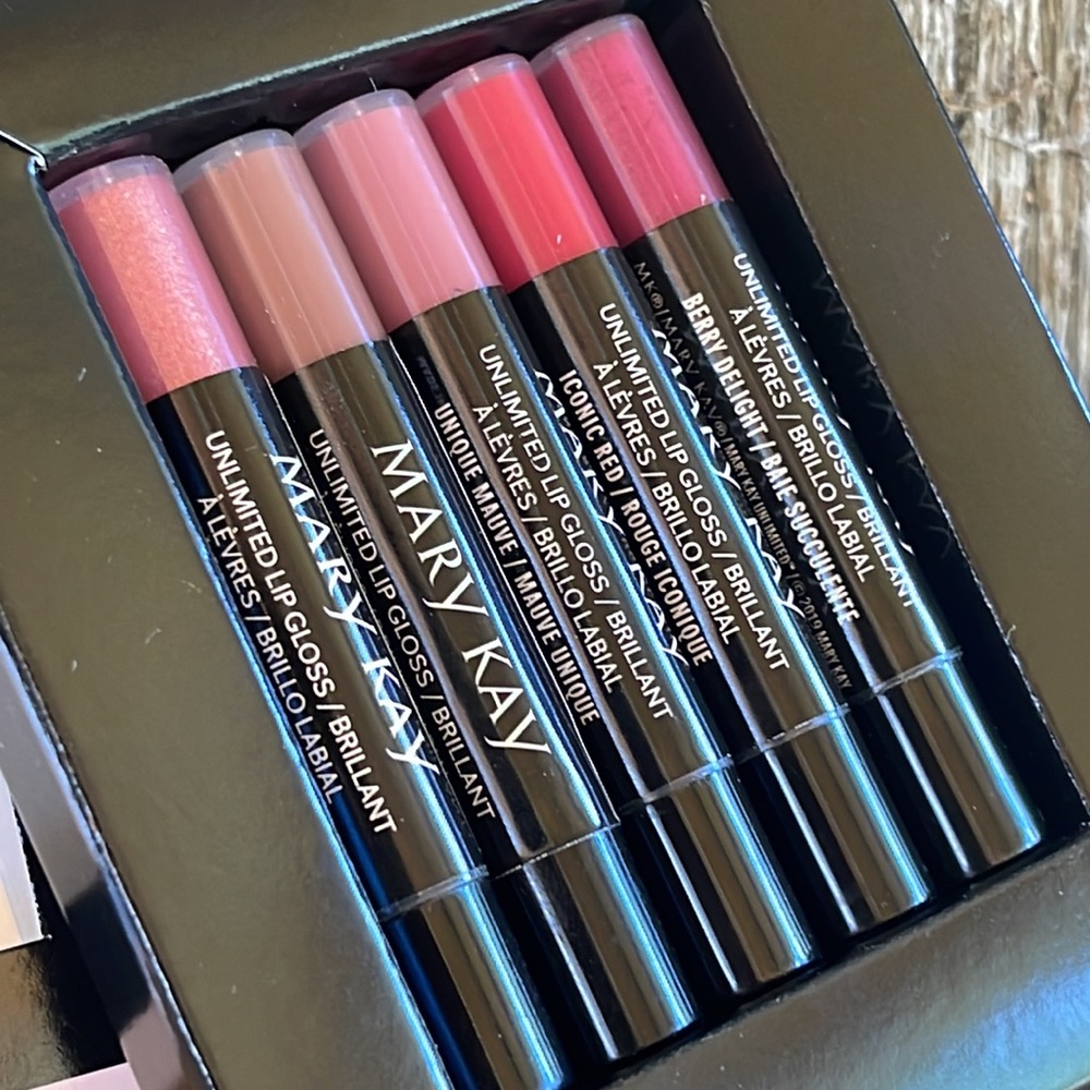 NEW 🫦Mary Kay Unlimited 👄5 Lipgloss Set💕HOST PICK💕 - Picture 5 of 5